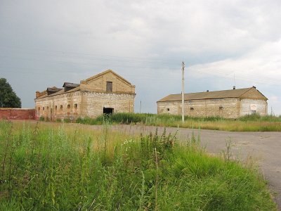 Борисовщина, усадьба: амбары и конюшни Борисовщина, усадьба: амбары и конюшни