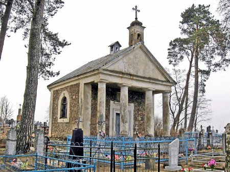 Дятлово, кладбище христианское: часовня-усыпальница Дятлово, кладбище христианское: часовня-усыпальница