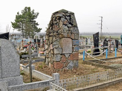 Дятлово, кладбище христианское: памятник немецким солдатам 1-й мировой войны Дятлово, кладбище христианское: памятник немецким солдатам 1-й мировой войны