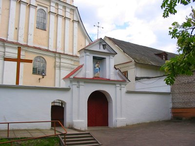Гродно, монастырь францисканцев: брама и ограда Гродно, монастырь францисканцев: брама и ограда