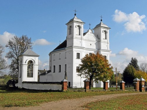 Ищелно, костел Троицкий Ищелно, костел Троицкий