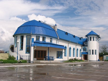 Лунинец, храм протестантский Христиан веры Евангельской Лунинец, храм протестантский Христиан веры Евангельской